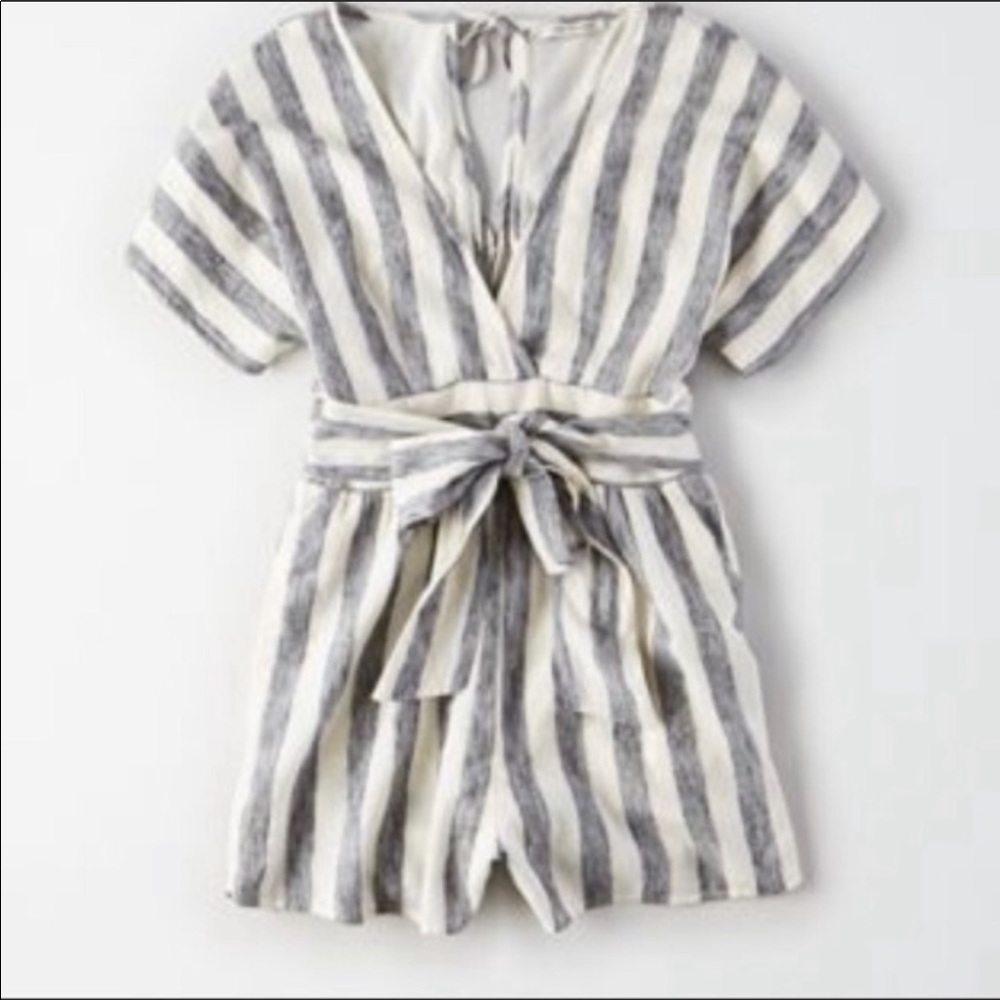 American Eagle Romper